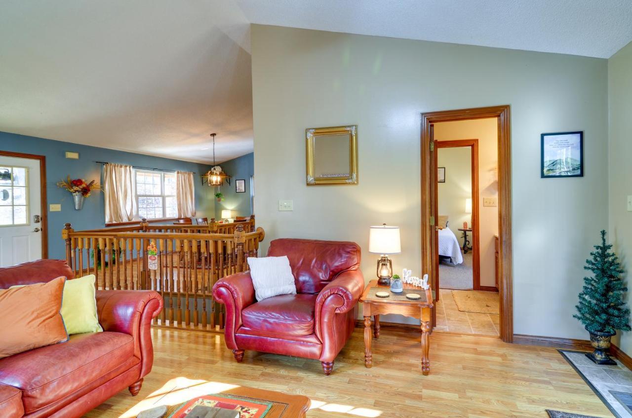 Burnside Resort Cabin With Hot Tub And Outdoor Spots! Extérieur photo