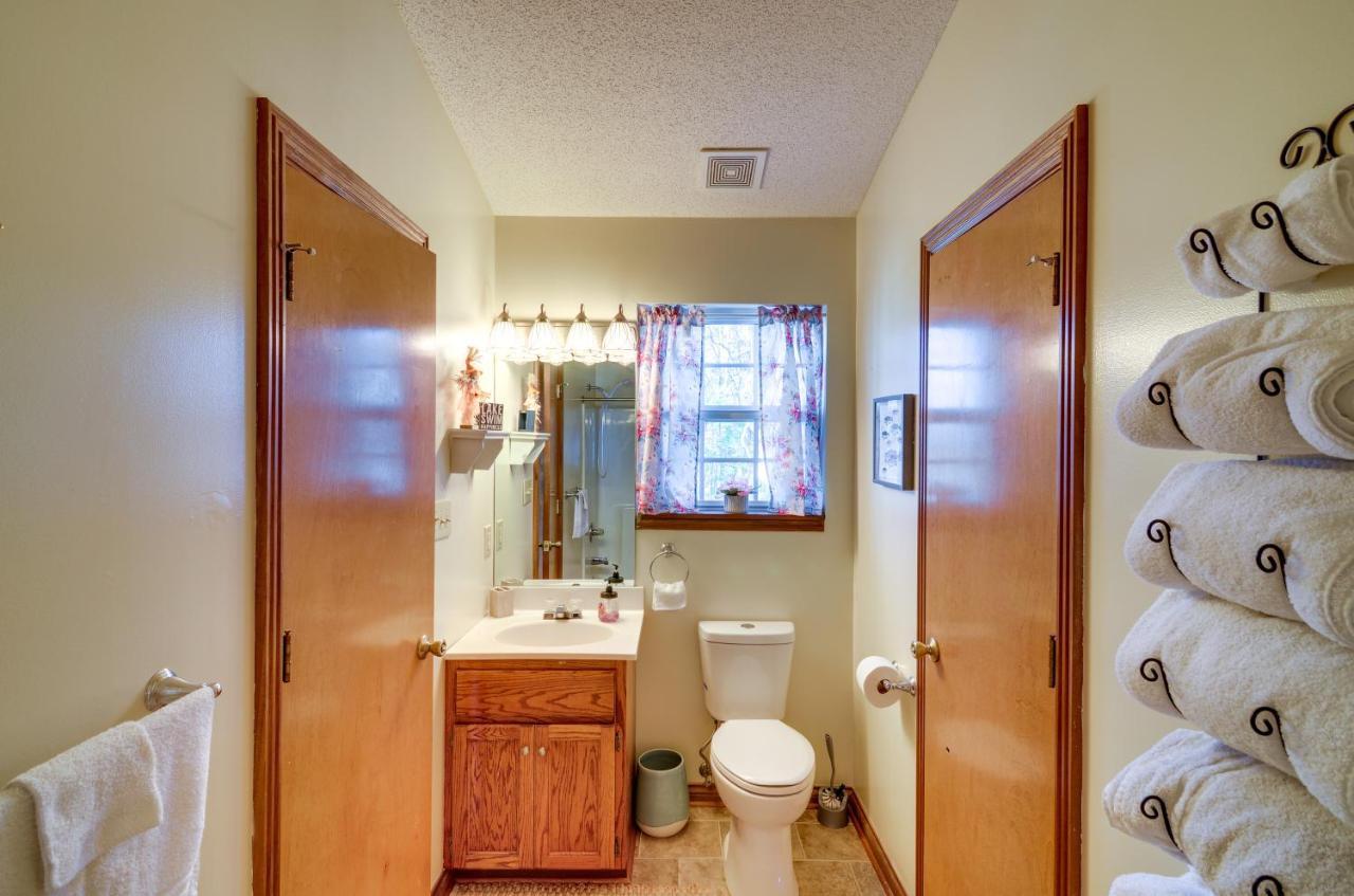 Burnside Resort Cabin With Hot Tub And Outdoor Spots! Extérieur photo